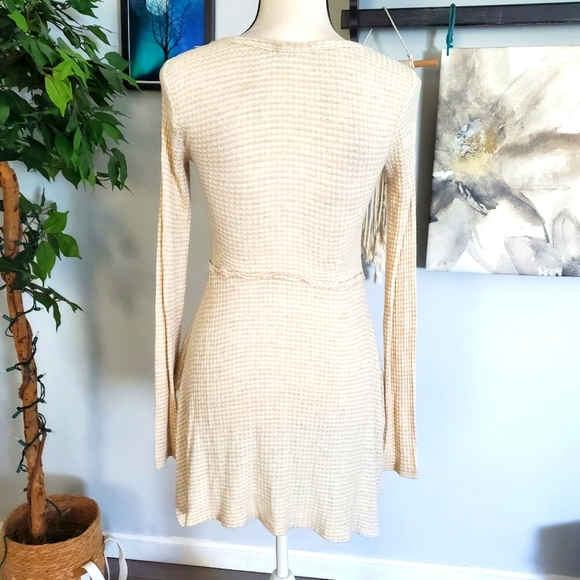 Maurices waffle embroidered fit n flare XS - Picture 3 of 8